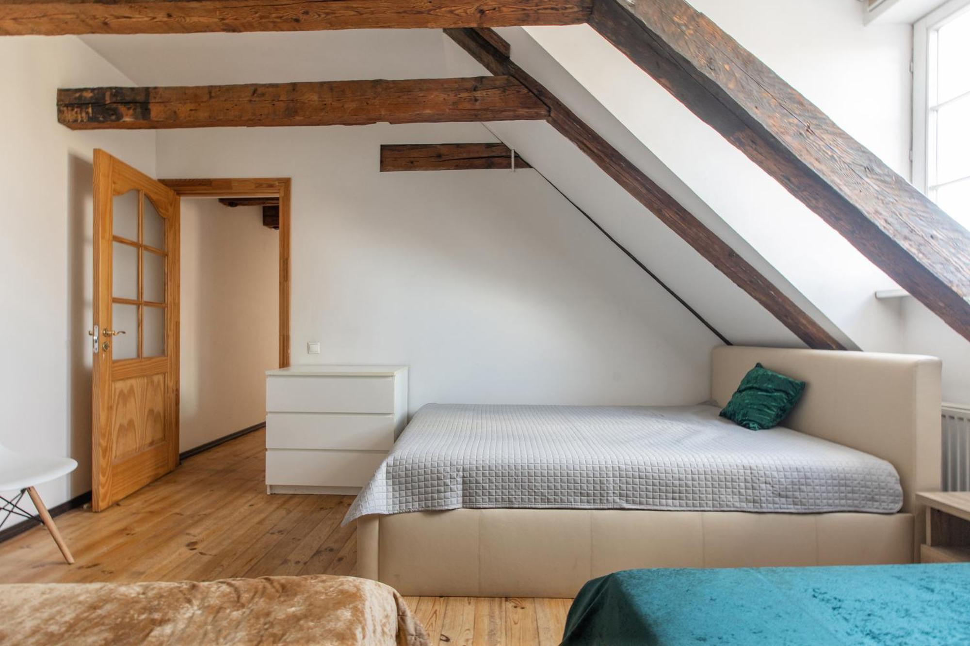 Mansard In Old Town Apartment รีกา ภายนอก รูปภาพ