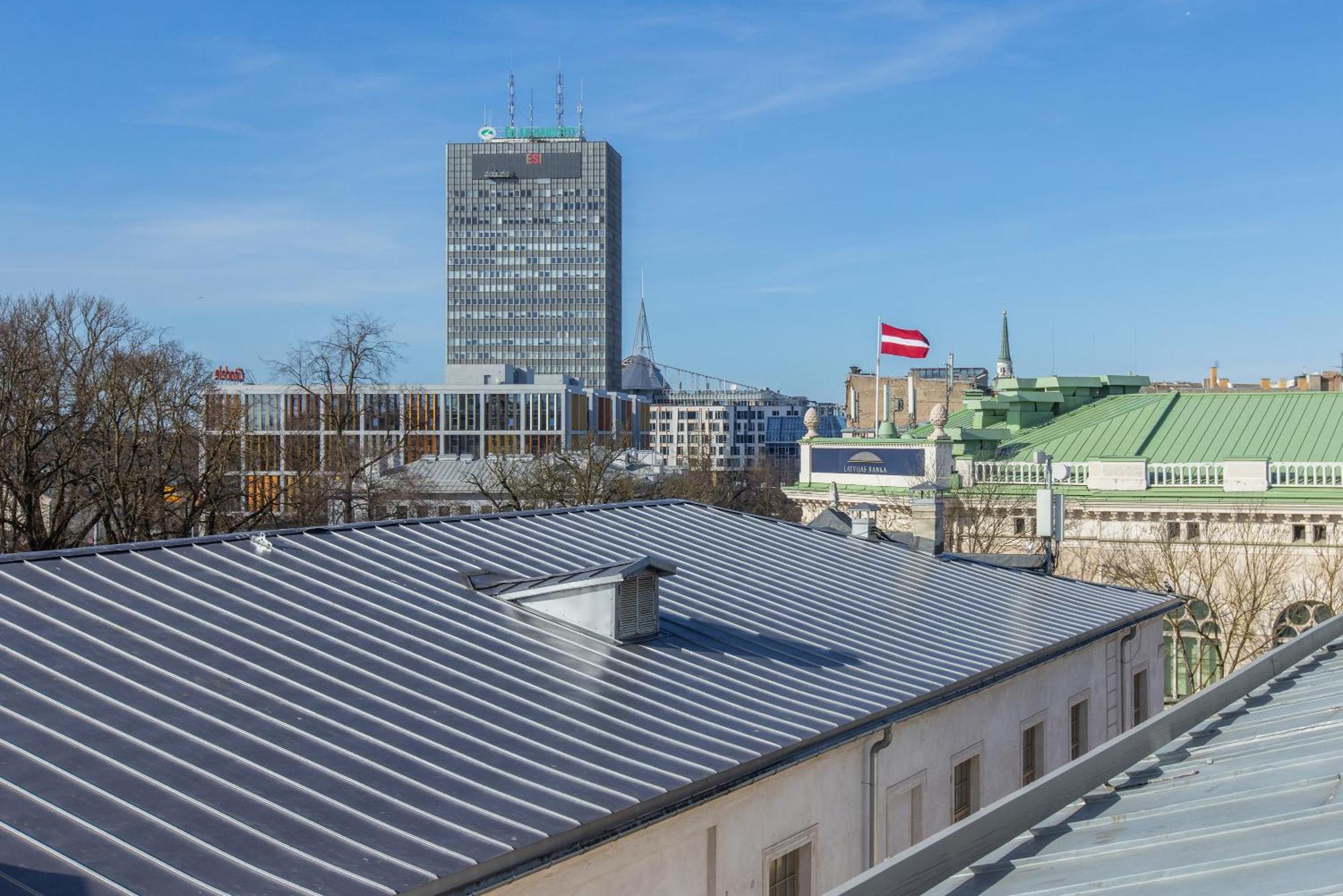 Mansard In Old Town Apartment รีกา ภายนอก รูปภาพ