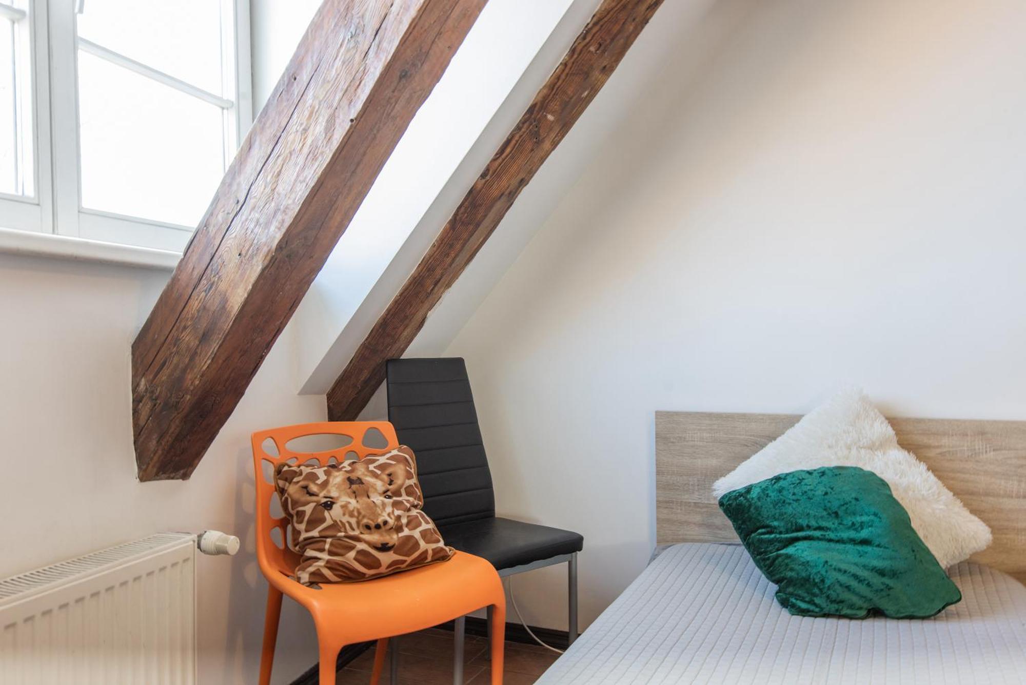 Mansard In Old Town Apartment รีกา ภายนอก รูปภาพ