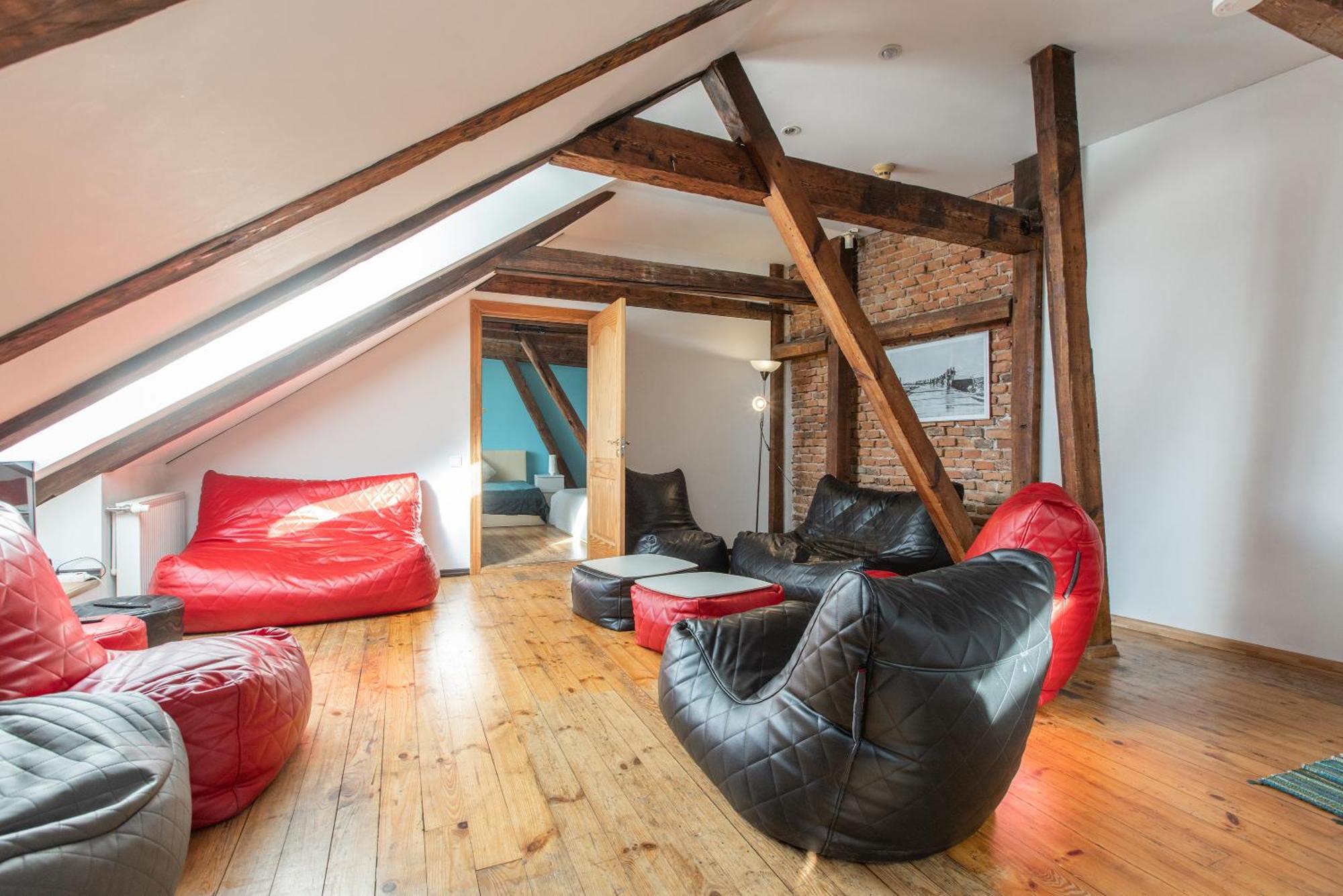 Mansard In Old Town Apartment รีกา ภายนอก รูปภาพ