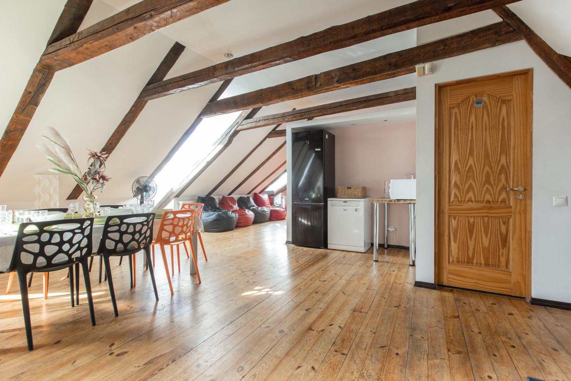 Mansard In Old Town Apartment รีกา ภายนอก รูปภาพ